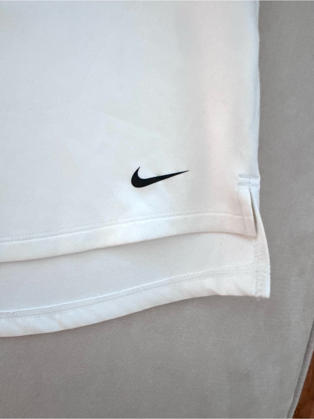 Nike Women’s White Half-Zip Mock Neck Pullover Sweater - Picture 2 of 6